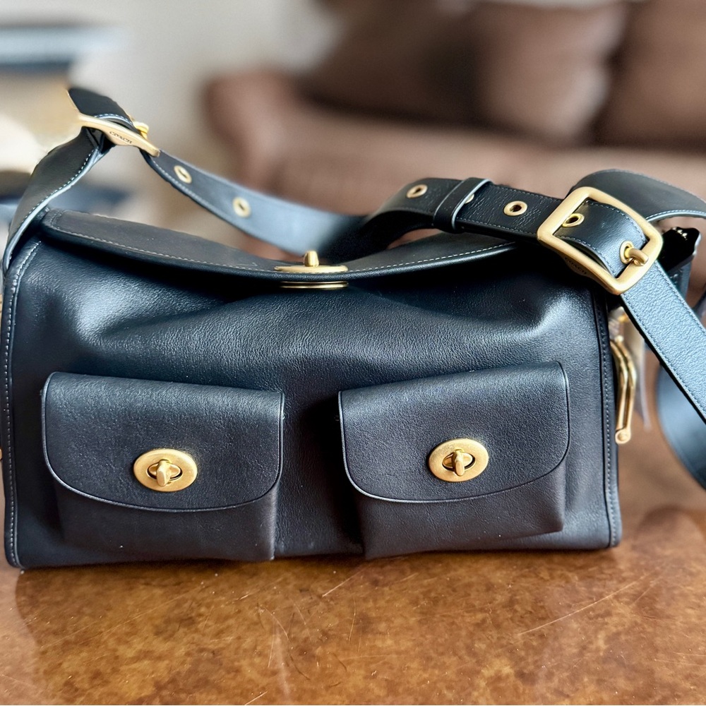 NWT Coach Turnlock Haversack black leather viral must have bag